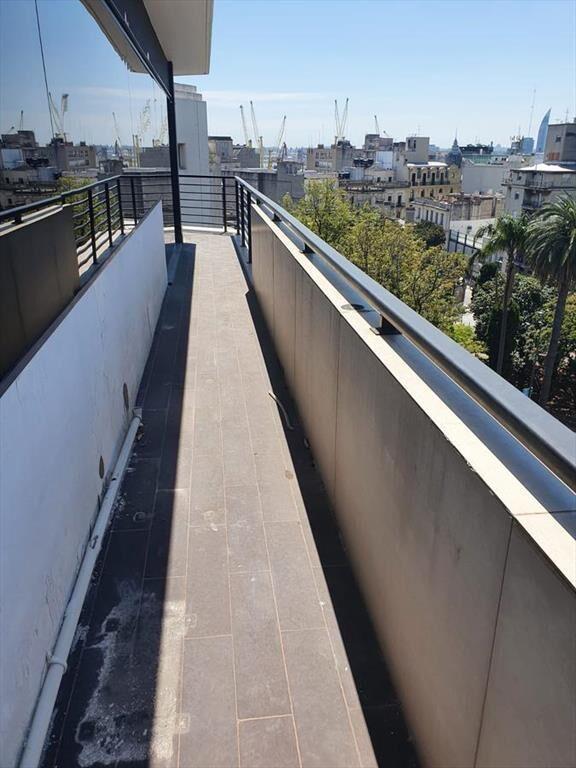 PLAZA ZABALA PISO 8