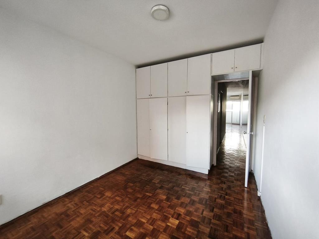 Venta en Parque Rodó de Apartamento de Dos Dormitorios con