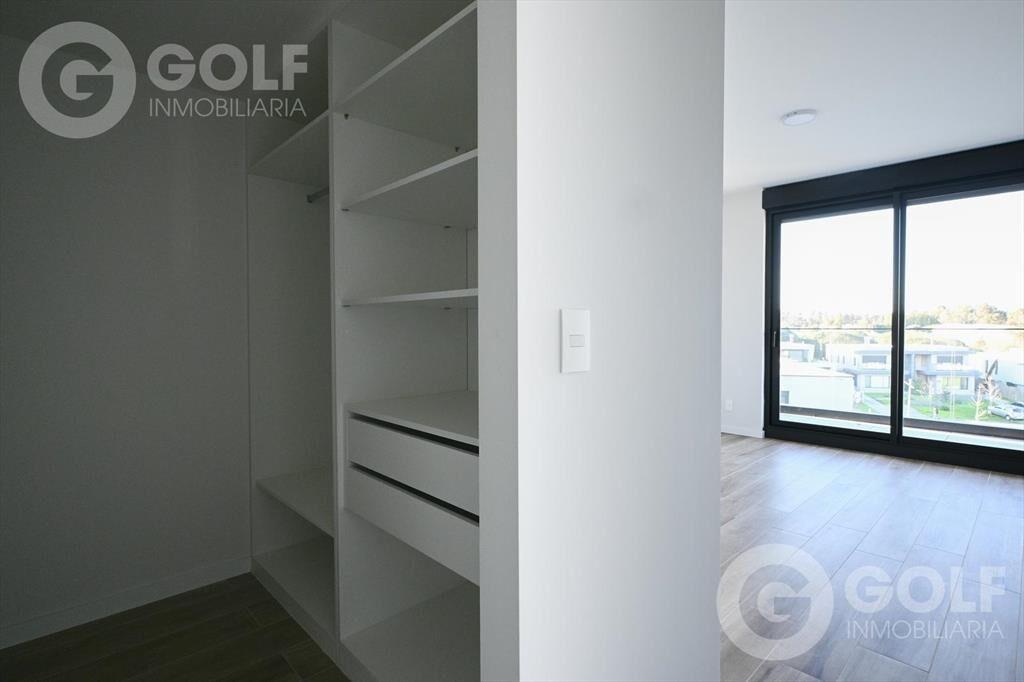 Venta apartamento de 2 dormitorios con terraza parrillero e