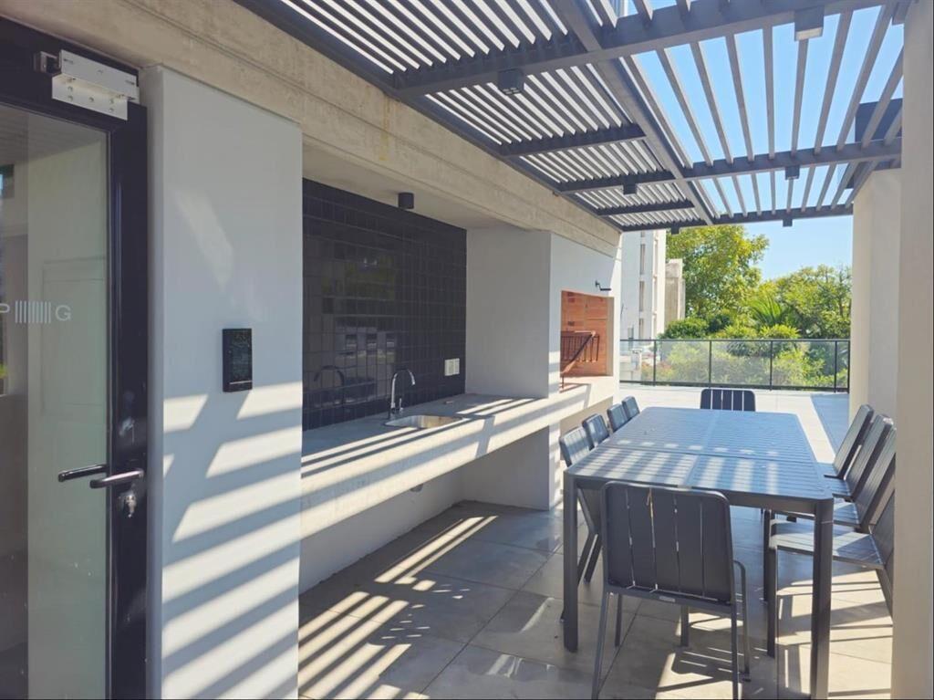 ALQUILER- OFICINA - PUNTA CARRETAS con GARAGES