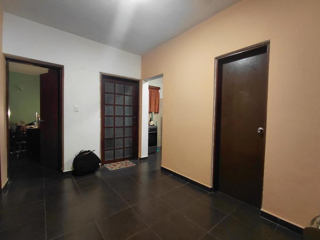 VENTA APARTAMENTO DOS DORMITORIOS EN CERRITO CON PATIO Y PA