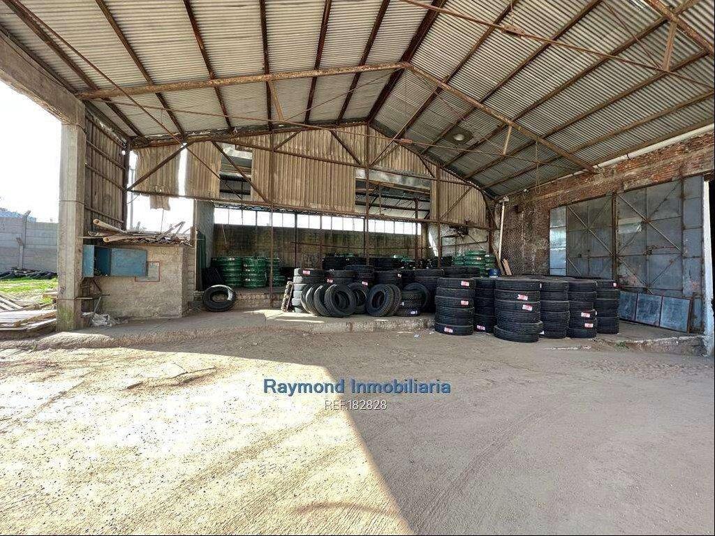 ALQUILER Local + Explanada 3500m2 en Bella Vista