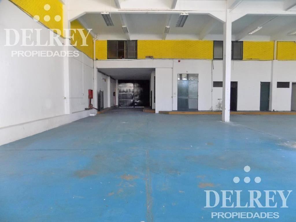 Venta/Alquiler Depósito - Parque Batlle DelRey Propiedades