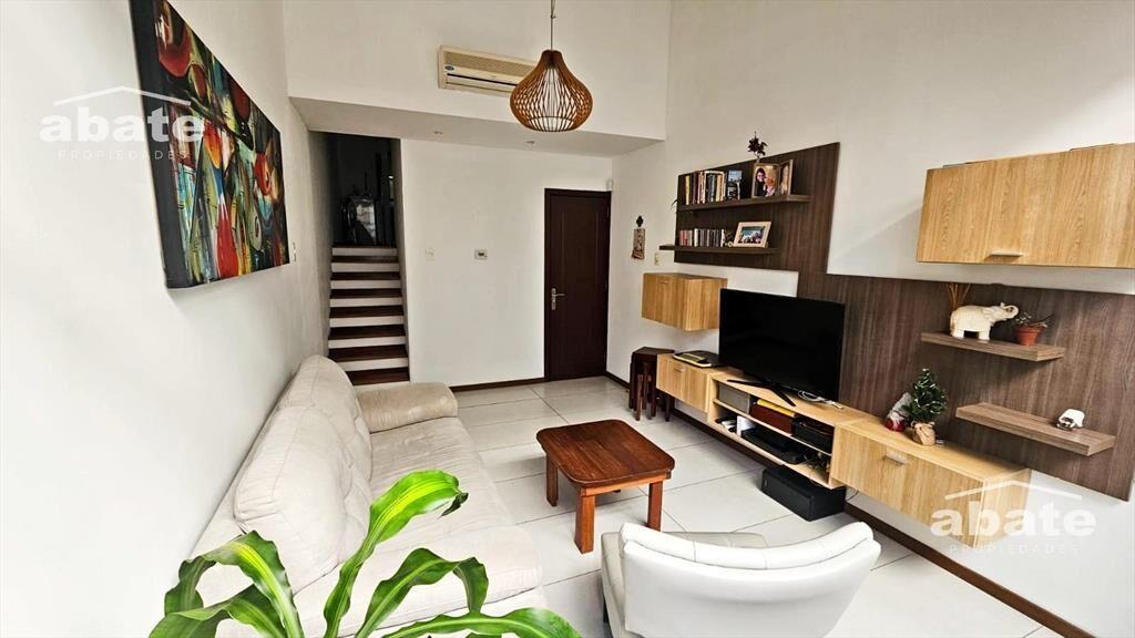 Venta Casa moderna en Pocitos 2 dormitorios y gge
