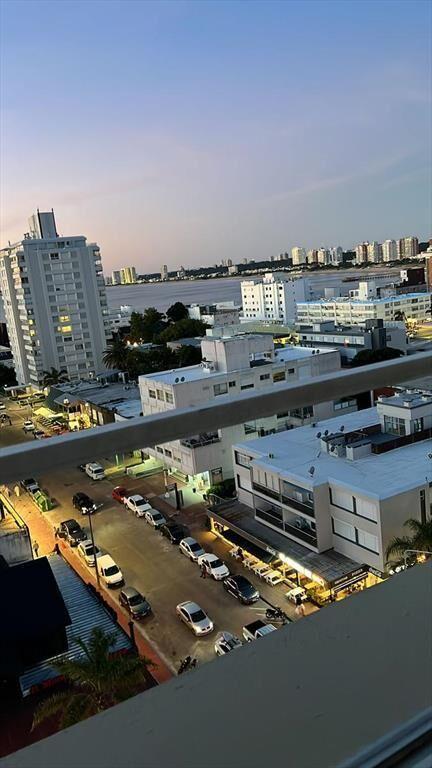 Venta Apartamento 2 dormitorios en Peninsula Punta del Este
