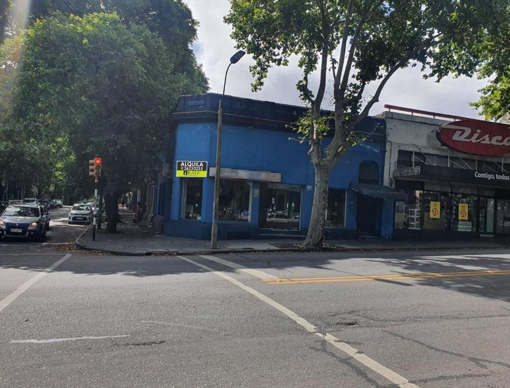 GRAL FLORES ESQ VILARDEBO