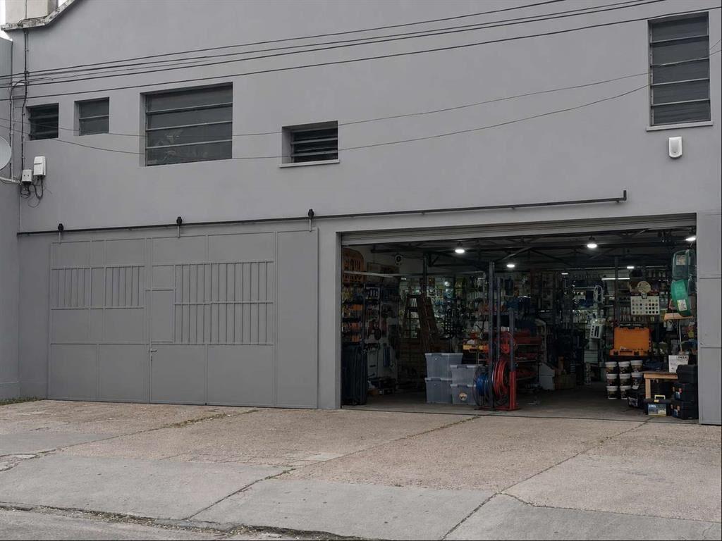ALQUILER Local comercial de 322m2 en Goes