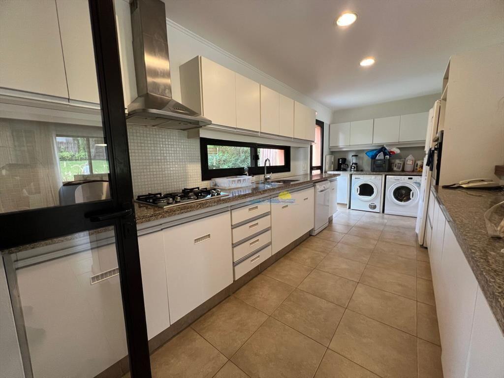 Alquiler anual y venta casa 2 dormitorios en