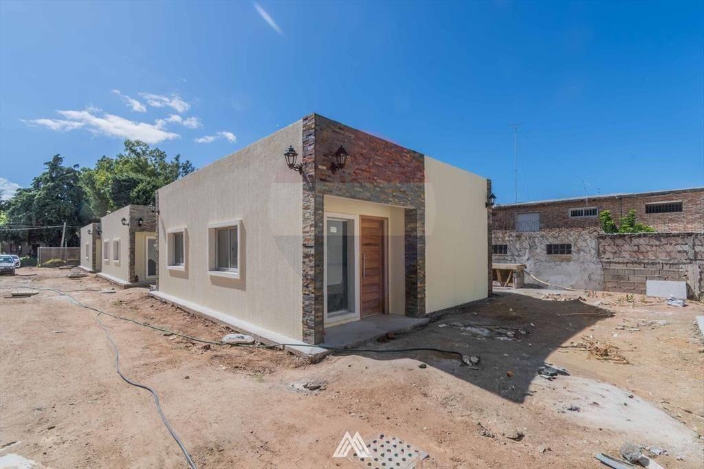 VENTA 2 DORMITORIOS JARDIN Y PARRILLERO SOLYMAR