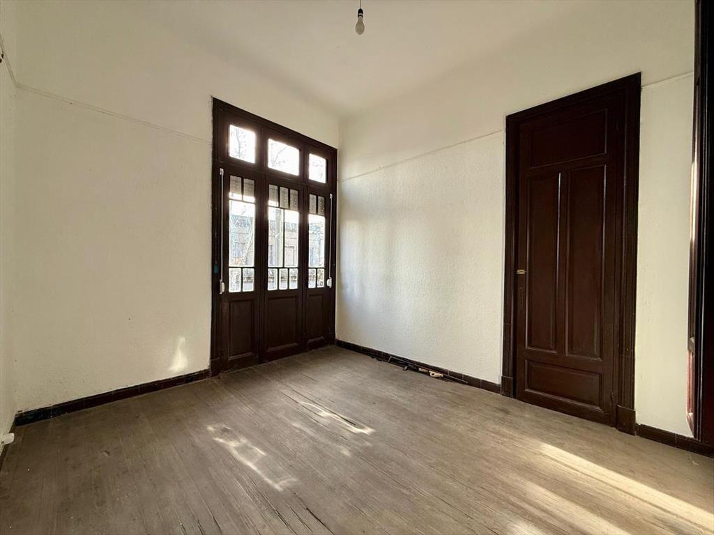 VENTA DE CASA 4 DORM Y LOCAL EN GOES