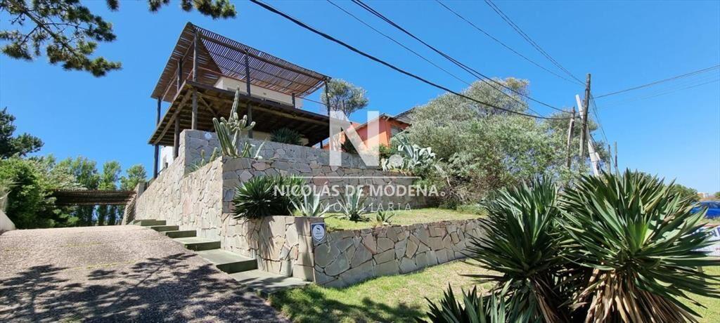 Vende casa en Sauce de Portezuelo, Punta Ballena