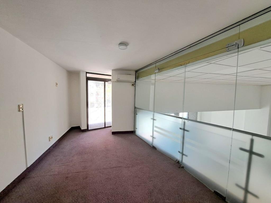VENTA LOCAL COMERCIAL CON RENTA 6% TRES CRUCES