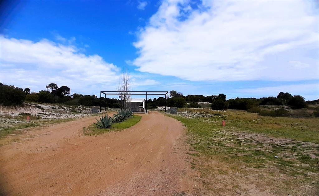 VENTA LOTE12EN COMPLEJO PRIVADO JAUREGUIBERRY SUR