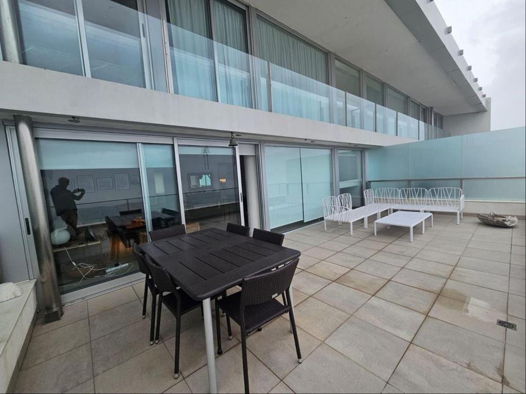 Alquiler anual y temporada apartamento 4 dormitorios Punta