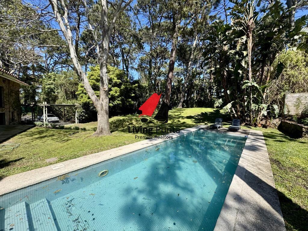 Espectacular casa en alquiler ubicado en las de