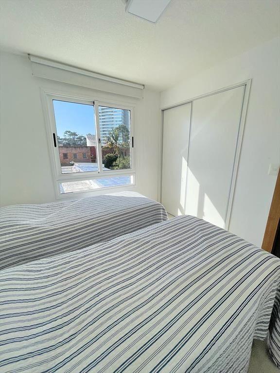 Apartamento en venta de 2 dormitorios con parrillero propio