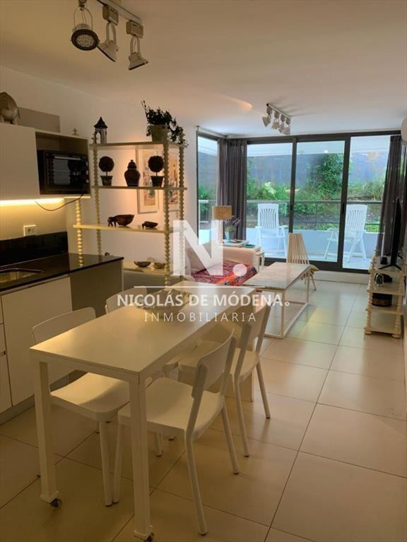 Vende apartamento de 1 dormitorio y medio en San