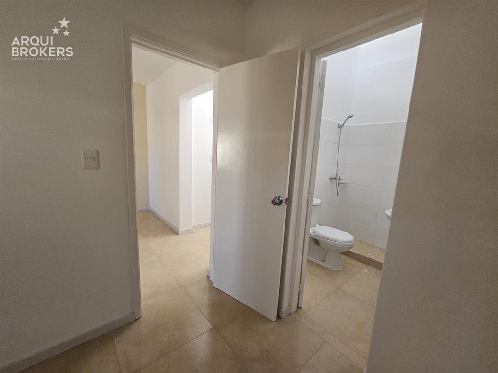 Apartamento monoambiente en alquiler en Carrasco Norte - 01