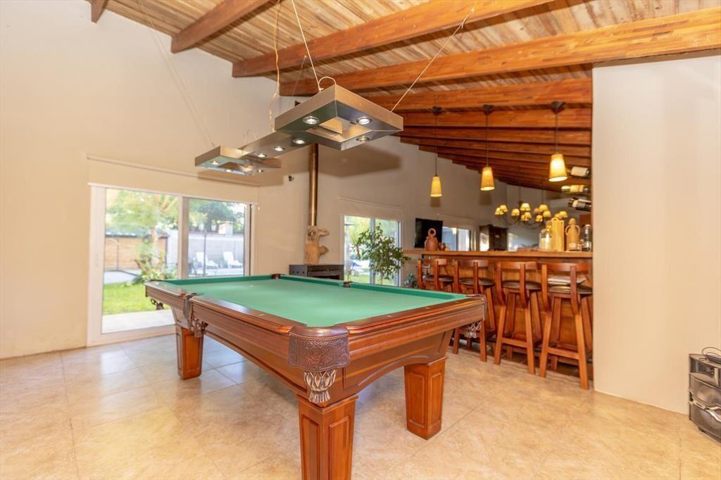 Casa en El Pinar con piscina y apto independiente