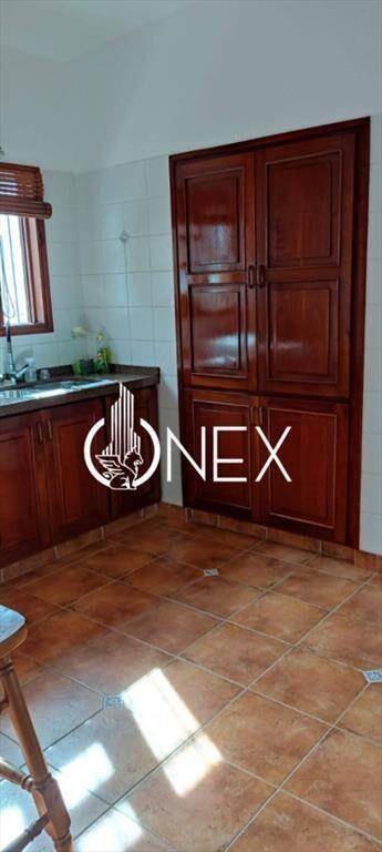 Venta de casa en La Floresta + apto.