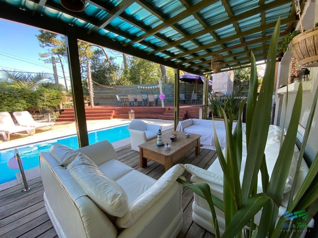 Vendo casa de 4 dormitorios y piscina, en San del