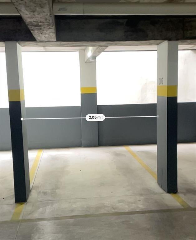 VENTA COCHERA EN EDIFICIO YASS POCITOS