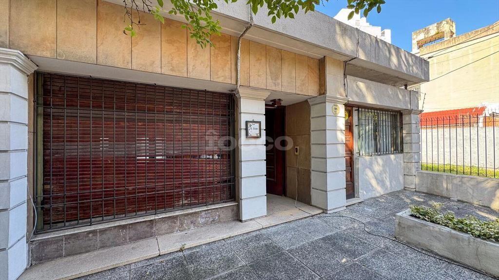 BUENA CASA EN PARQUE BATLLE