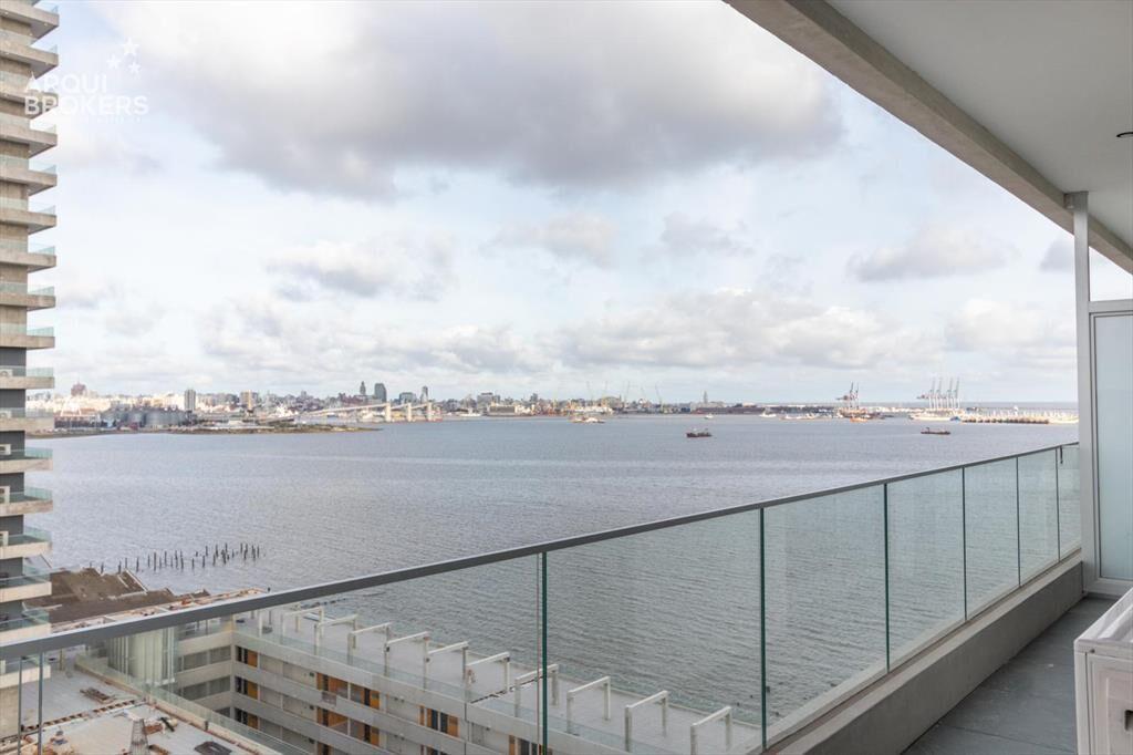 Venta apartamento dos dormitorios en Capurro - 303a