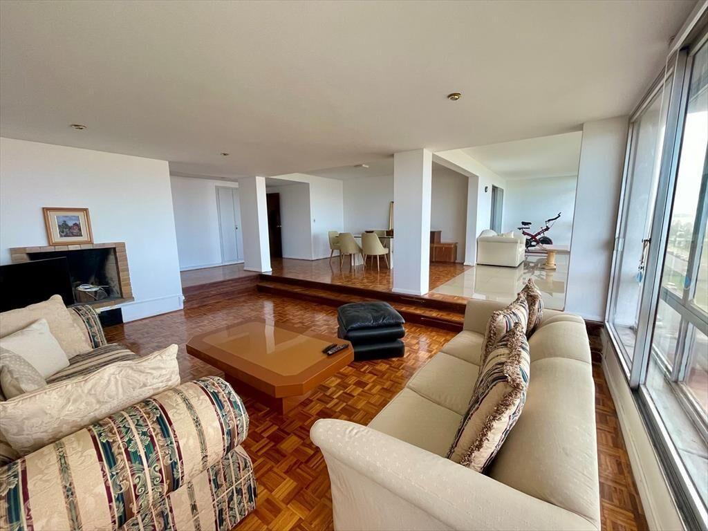 Venta o alquiler Apartamento 3 dormitorios 2 garages Rambl