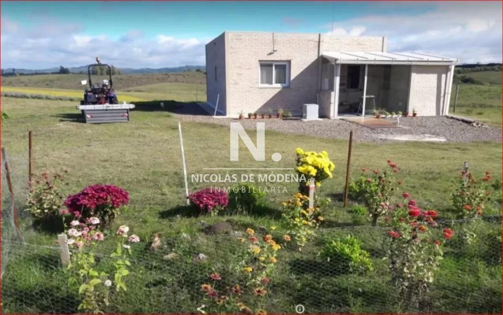 Impecable Chacra, con espacios amplios y comodos.