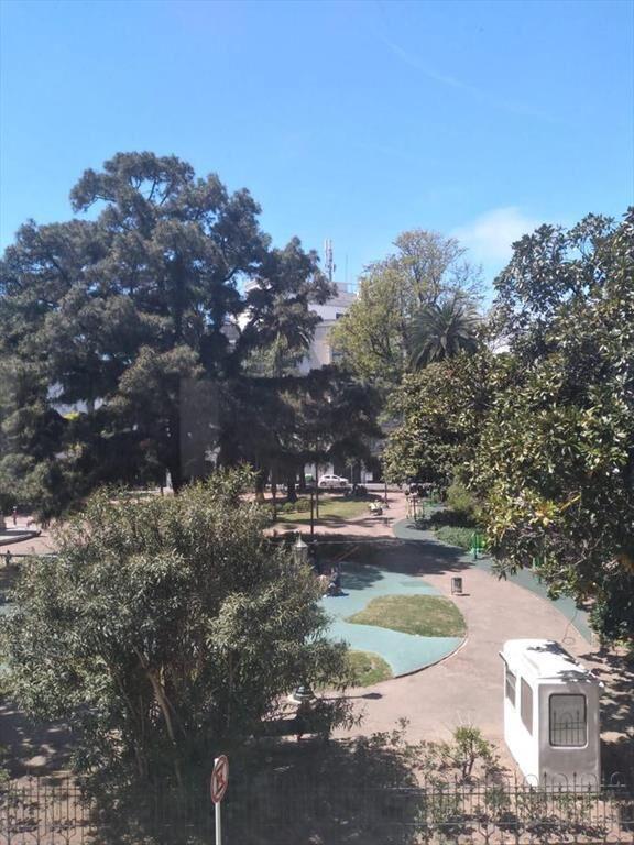 Plaza Zabala esquina Washington