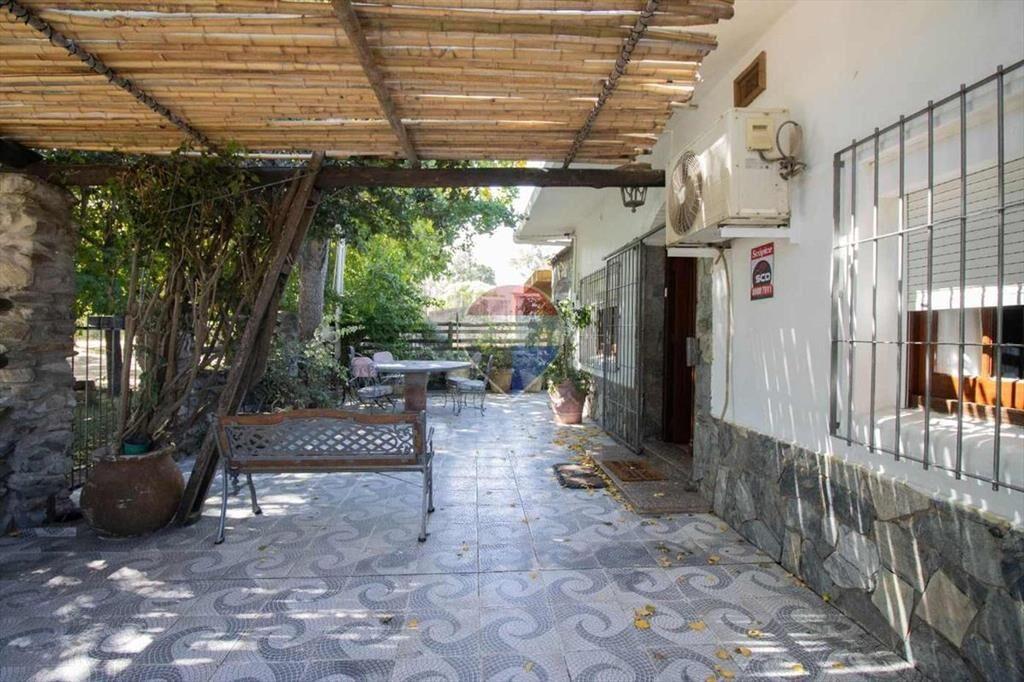 Venta Casa + 4 Apartamentos San Luis