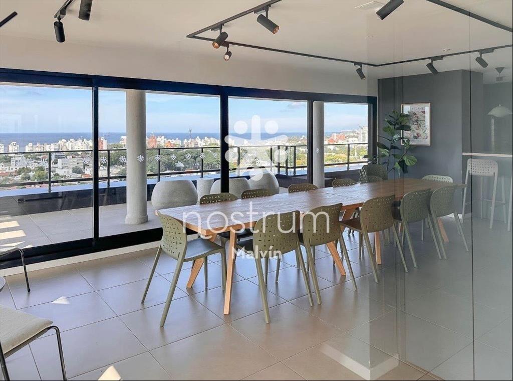 Piso medio excelente orientación con garaje $ 31.500.ingres