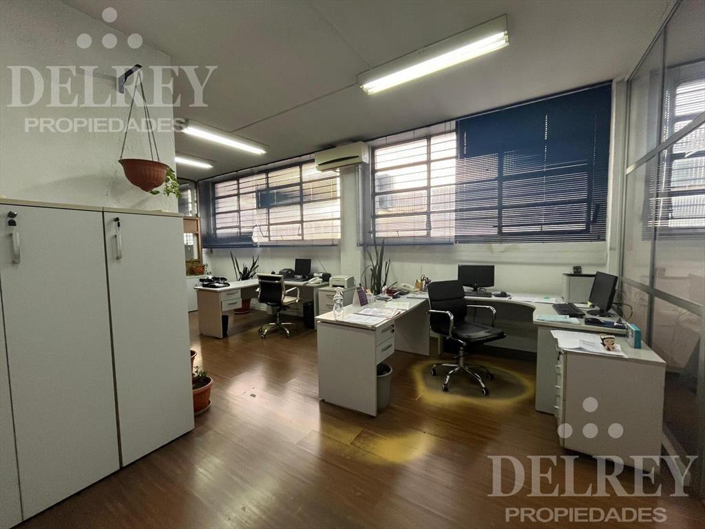 ALQUILER Depósito en Jacinto Vera DELREY PROPIEDADES