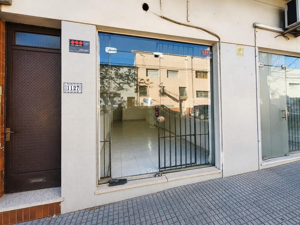 Excelente local comercial centrico
