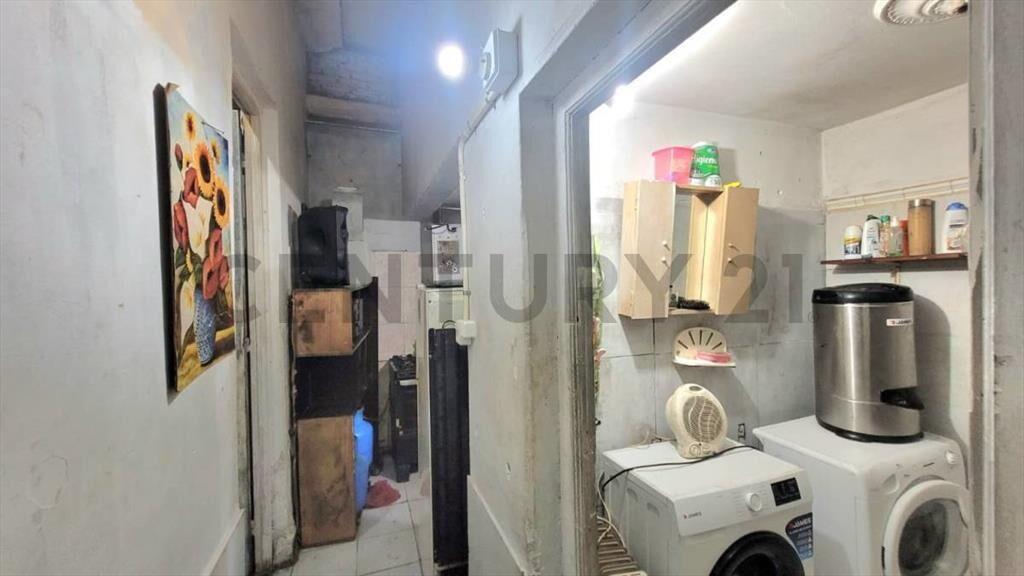 VENTA CASA 2 dormitorios a RECICLAR barrio Goes