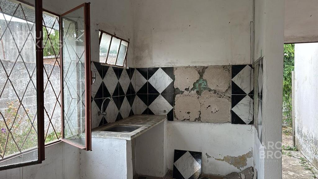 Casa de dos dormitorios en venta en Manga - 004