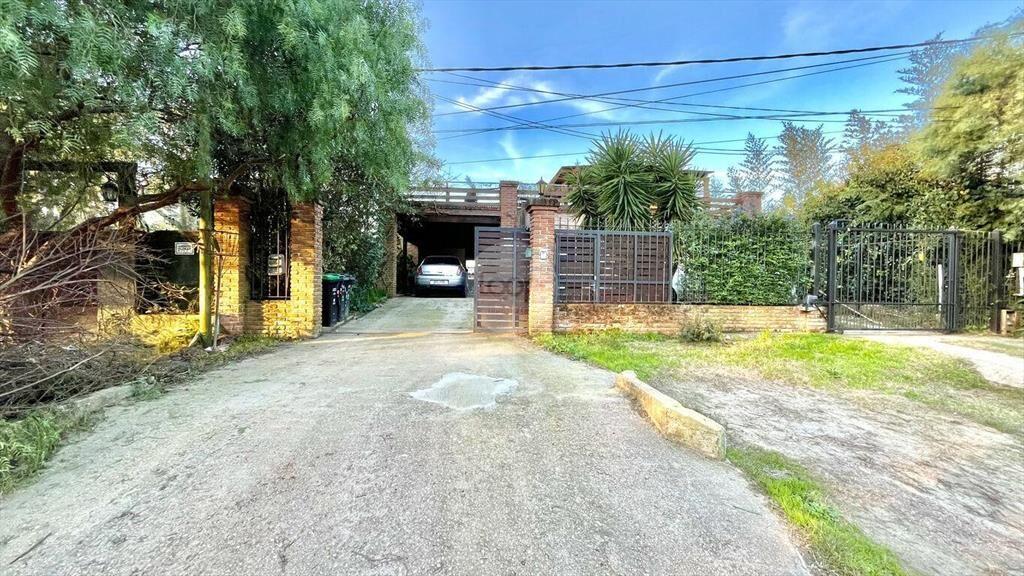 Alquiler Casa 1 Dormitorio con Cochera, Pinar Sur