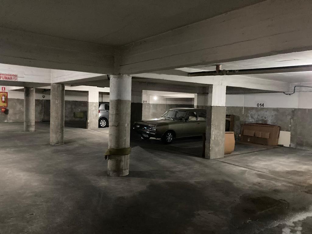 Venta Cochera en F.Vidal y S.Antuña,Punta Carretas 11m2