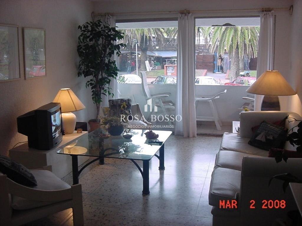 Apartamento en Peninsula, 2 dormitorios *