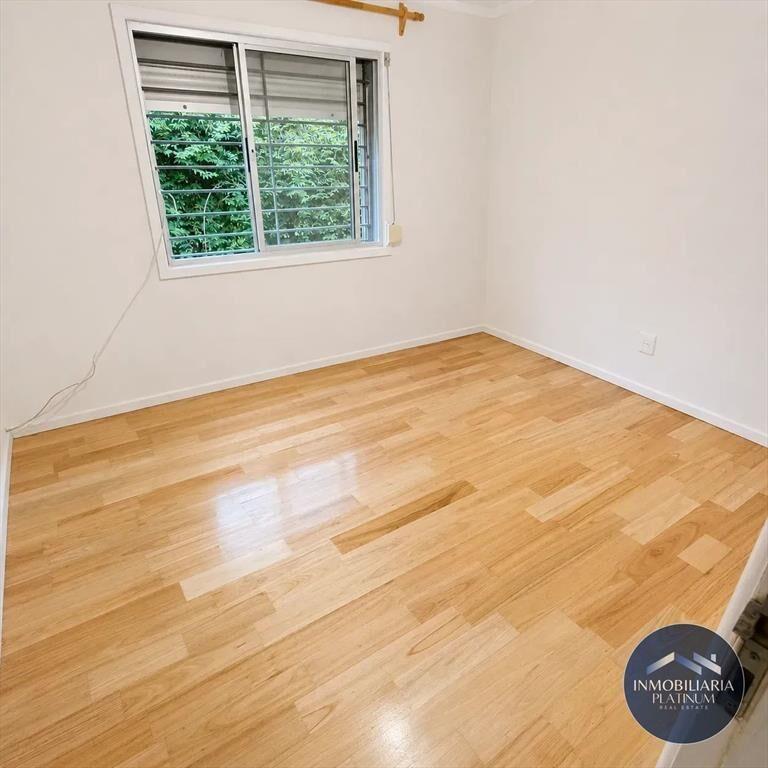 Casa en venta 4 dormitorios y piscina c/cochera en La Fl...