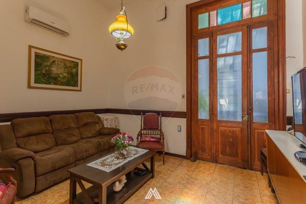 Venta casa 4 dormitorios 3 baños Tres Cruces