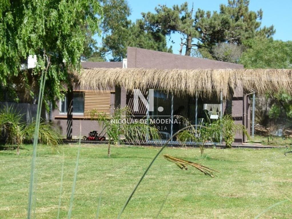 Casa en Manantiales, 3 dormitorios venta y