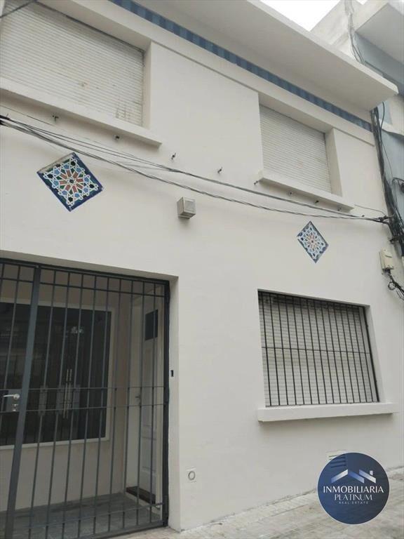 Casa en alquiler en Buceo