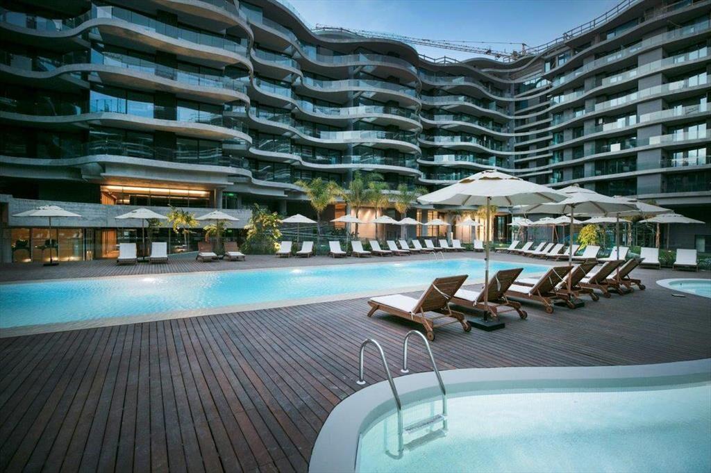 Departamento - Puerto Buceo - Edificio FORUM - 1 dorm con g