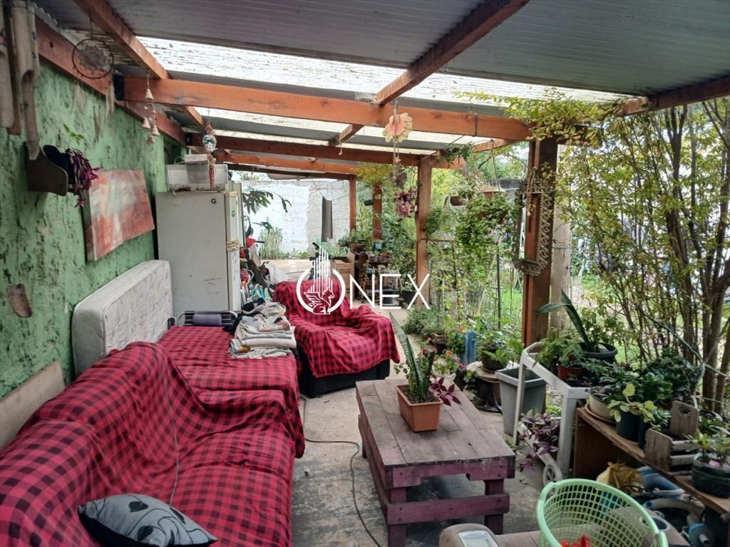 Se vende casa en Las Toscas sur.