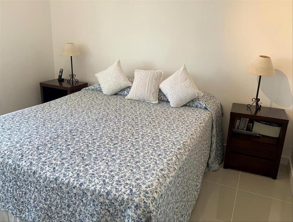 Apartamento 3 dormitorios, vista al mar y servicios