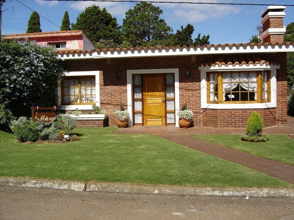 Casa en venta, a una cuadra de playa mansa