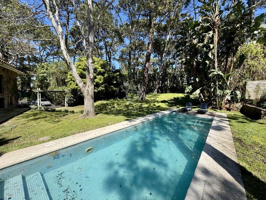 Espectacular casa en alquiler ubicado en las de