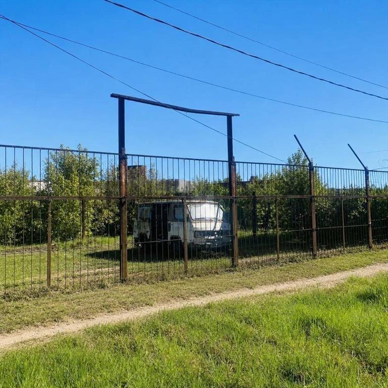 Venta /Gran terreno nivelado 3.465 M2 Sobre Cno. Maldonad...